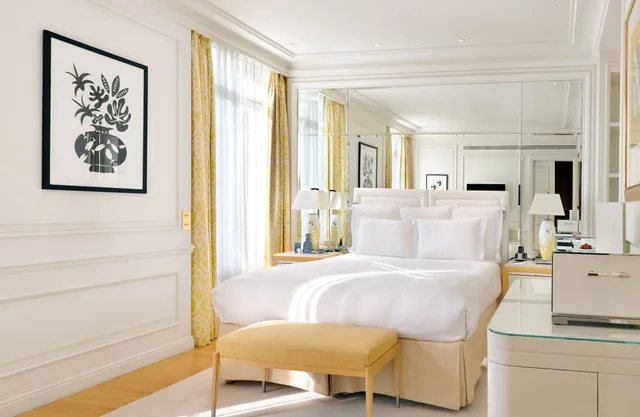 Superior, King Bed, Pinewood View، Grand Hotel du Cap-Ferrat, a Four Seasons Hotel 5/9