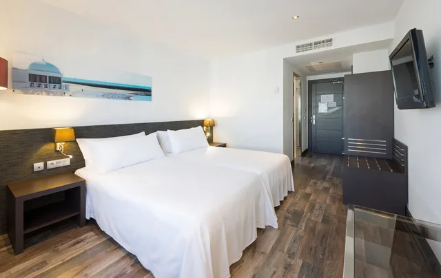 غرفة قياسية بسريرين منفصلين، Hotel Cadiz Paseo Del Mar Affiliated By Melia 2/7
