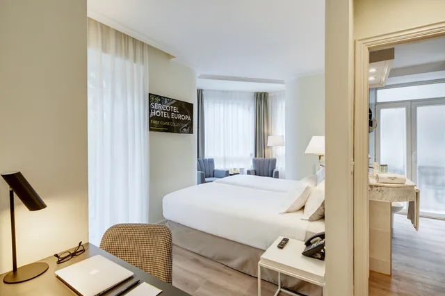 Superior, Single, Twin Beds, Sercotel Europa San Sebastian 5/6