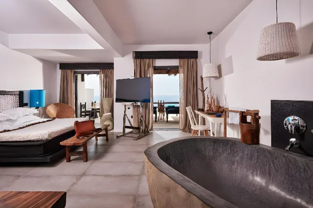 Majestic, Retreat, Suite, Outdoor Jetted Tub، Myconian Utopia Relais & Chateaux 1/1