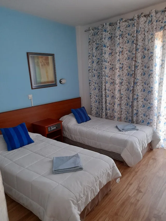 غرفة بسرير مزدوج بإطلالة على المدينة، Onisillos Hotel 1/9