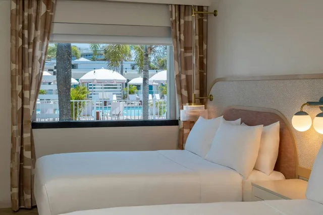 Courtyard, Guest Room, Deluxe, 2 Queen Beds, Courtyard View، The Luce, St. Pete Beach, a Tribute Portfolio Hotel 1/6