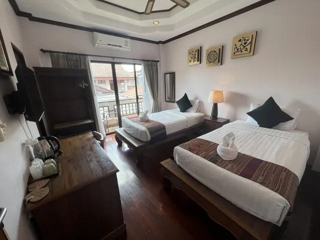 غرفة ديلوكس بسريرين منفصلين بشرفة، Pha Thai House 2/6