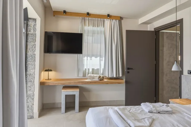 4 Bedrooms, Villa, Sea View, Outdoor Jetted Tub, Private Pool, VOLTA Seaside hotel - Adult-only 10/10