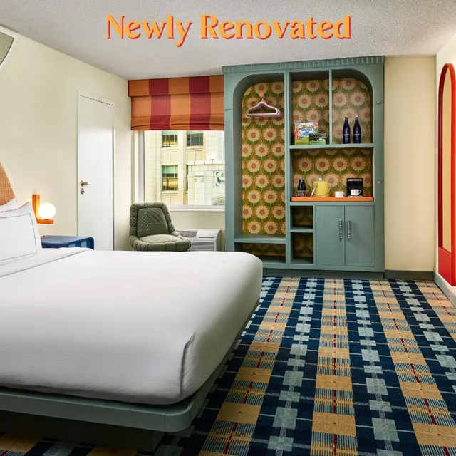 غرفة بسرير كينج في طابق مرتفع، The Curtis Denver a DoubleTree by Hilton Hotel 6/10