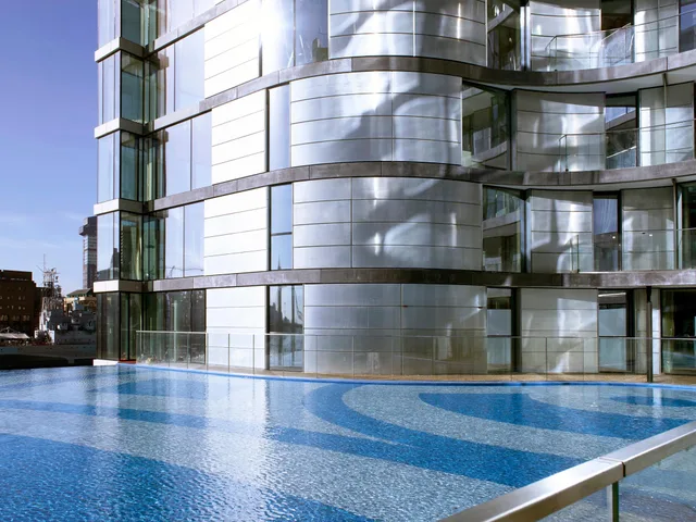 1 Bedroom, Deluxe, Apartment, Single, Cheval Three Quays 1/1