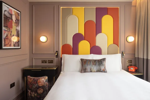 غرفة سيغنتشر بسرير كينج، Seraphine Kensington Olympia Hotel Ex Best Western Plus Kensington Olympia 1/8