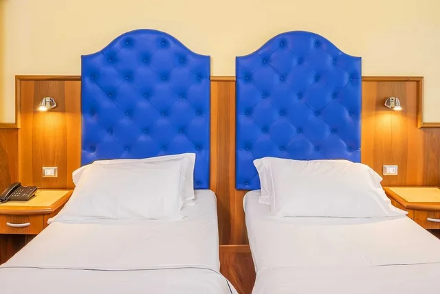 غرفة ديلوكس بسرير مزدوج بإطلالة على البحيرة، Hotel Internazionale 7/10