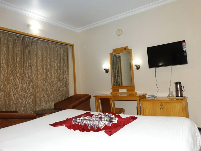 غرفة سوبيريور بسرير مزدوج، KALYAN RESIDENCY. 4/8