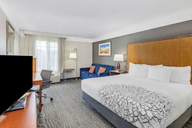 غرفة ديلوكس بسرير كينج، La Quinta Inn & Suites by Wyndham Gallup 3/10