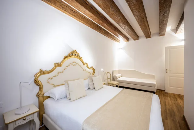 شقة، Hotel Palazzo Paruta 1/10