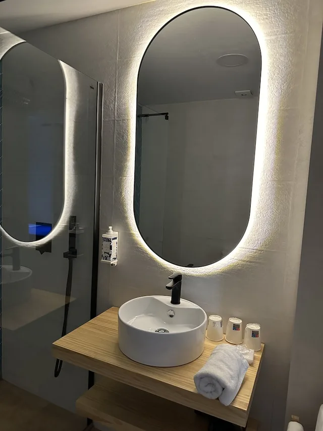 غرفة سوبيريور ثلاثية بثلاثة أسرّة، Hostal Moscatel 9/10