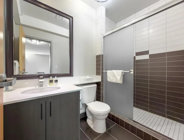 Comfort, 2 Queen Beds, Coast Lethbridge Hotel and Conference Centre 5/5