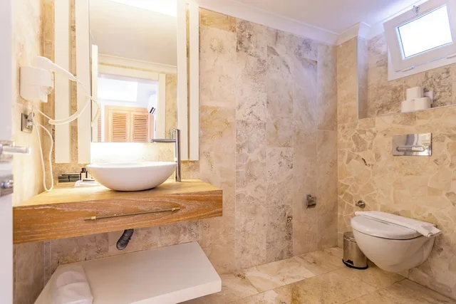 غرفة كلاسيكية بسرير كوين، Kalkan Saray Suites Hotel 10/10