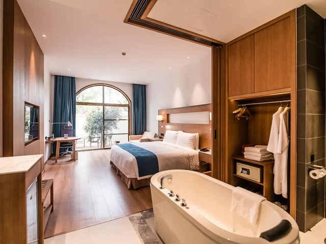 غرفة ديلوكس بسرير كينج، Novotel Suzhou Tai Lake Santeh 6/6
