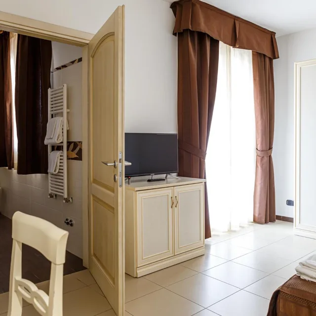 Room, Triple, Accessible, Hotel Villa Sofia 2/5