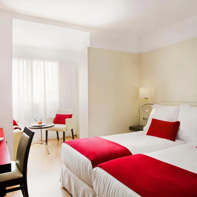 غرفة رباعية، Grupotel Gravina 1/10