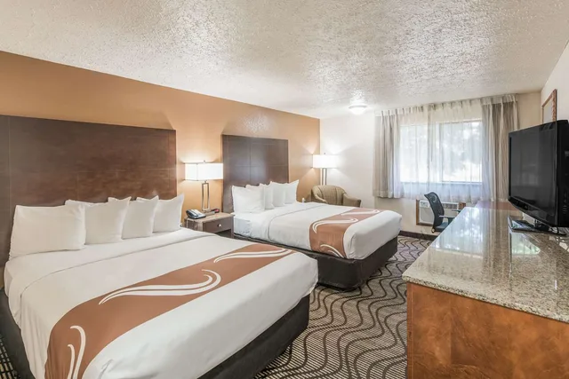 غرفة بسريرين كوين لذوي الإعاقة، Quality Inn and Suites Downtown Walla Walla, WA 2/4