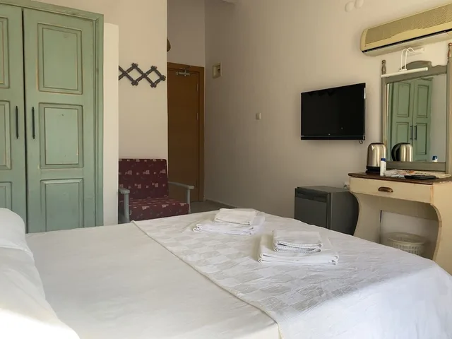 Standard, Twin Beds, Beach Front, Mountain View، Diplomat Hotel 3/6