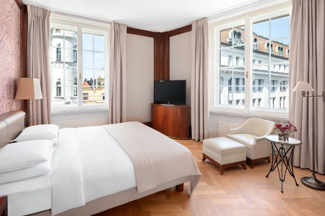 Park, Suite, King Bed, with View، Park Hyatt Vienna 1/4
