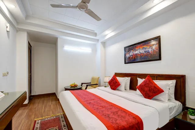 Standard, No Air Condition، Chanchal Deluxe 1/2
