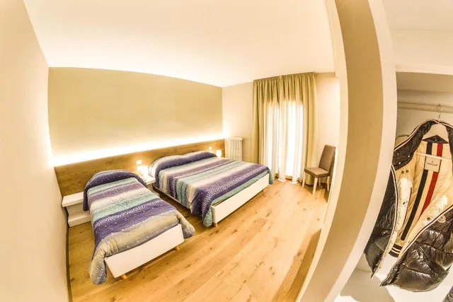 غرفة سوبيريور ثلاثية، GRAND HOTEL EUROPA 5/5