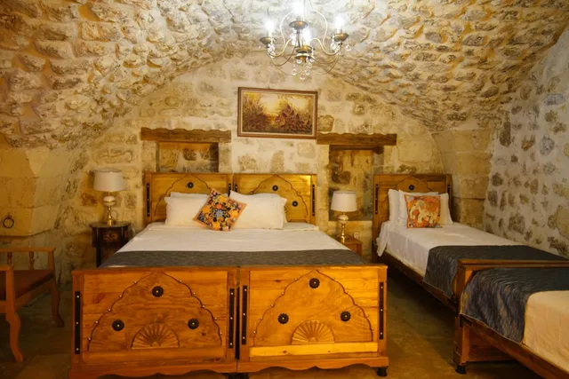 غرفة عائلية بحوض استحمام، Babil Antique Hotel 3/10