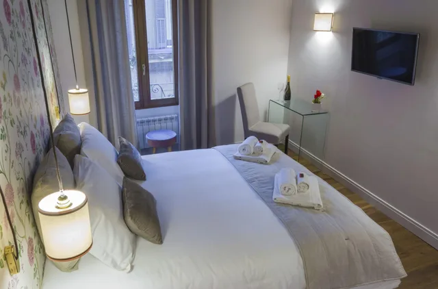 Deluxe, Double Bed, I Fiori De' Mario Suites 3/10