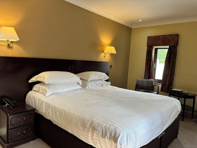 غرفة كلاسيكية بسرير كينج لذوي الإعاقة، Lake District Castle Inn 1/3