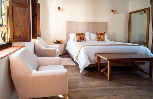 جناح جونيور، Casa Alcestre 5/7