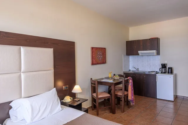 استوديو بسريرين منفصلين بإطلالة على البحر مع أريكة، Theo Hotel 7/8