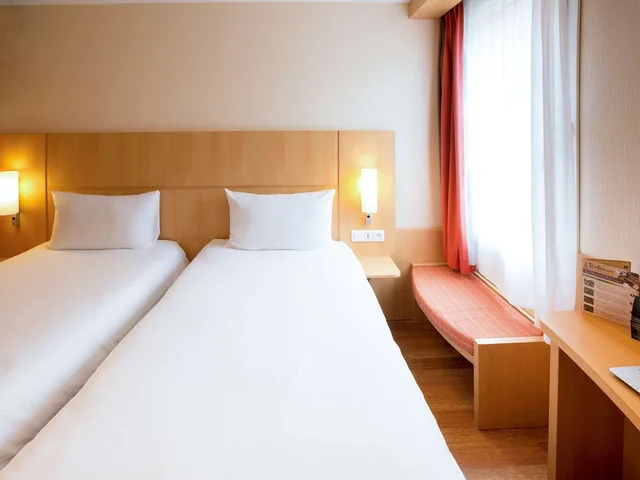 غرفة قياسية بسريرين منفصلين، IBIS CHERBOURG LA GLACERIE 4/9