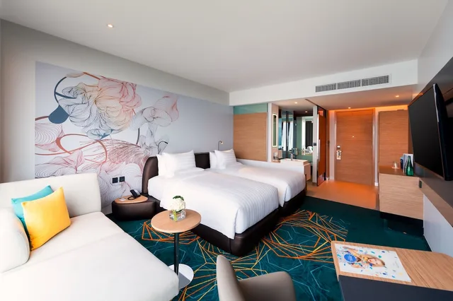 غرفة ديلوكس بسريرين منفصلين بإطلالة على البحر، Novotel Marina Sriracha 4/10