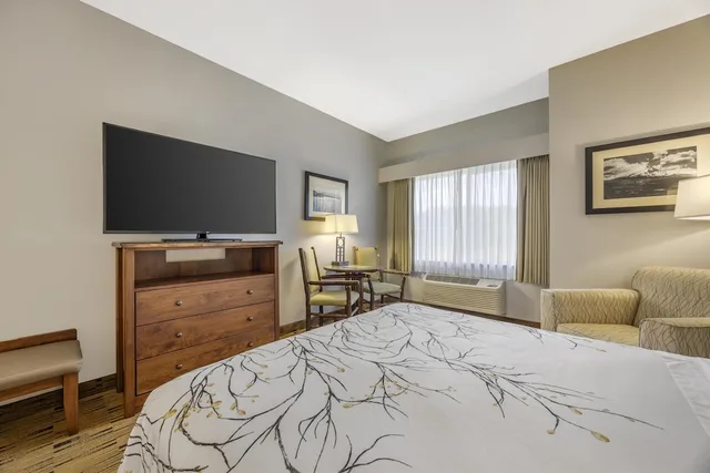 غرفة قياسية بسريرين كوين لذوي الإعاقة، Best Western Plus Columbia River Inn 6/8