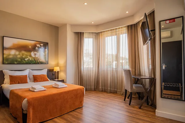 غرفة عائلية، Riversuites 1/5