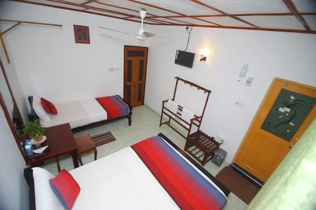 غرفة ديلوكس بسريرين منفصلين، Thilaka City Hotel 3/10