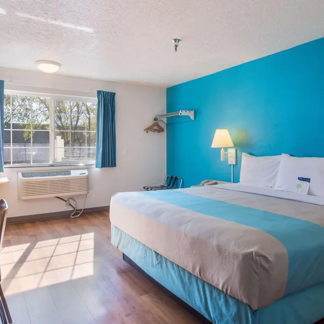 غرفة بسرير كوين لذوي الإعاقة، Motel6 The Dalles, OR 4/10