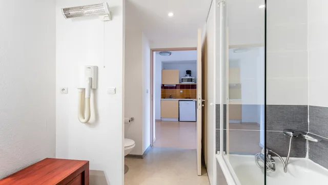 Studio air conditioned for 2 persons، Vacanceole – Le Saint-Clair 4/4