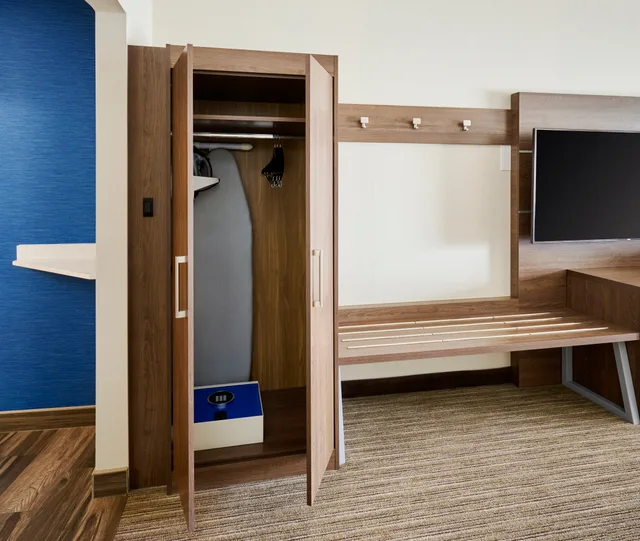 غرفة قياسية، Holiday Inn Express And Suites Brantford 2/4