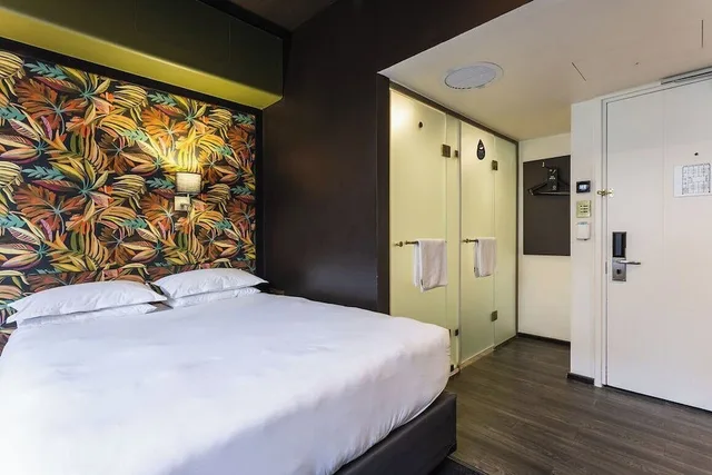 غرفة عائلية بسرير كوين وسرير فردي، Signature Lux Hotel By Onomo Foreshore 1/10