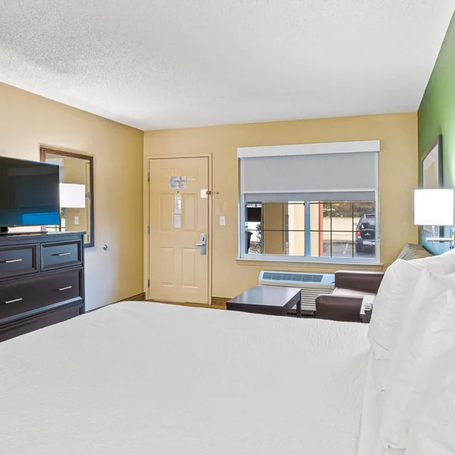Deluxe, Studio, King Bed, Extended Stay America -Washington Dc-Falls Church-Merrifield 4/10