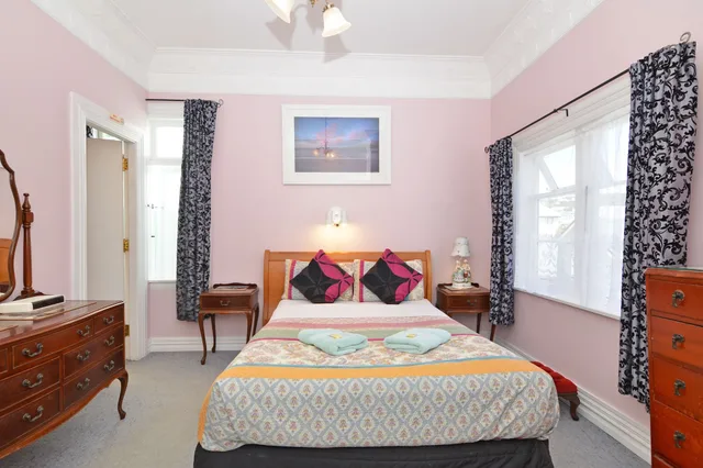 Standard, Double Bed, Richmond Guest House Bed & Breakfast 1/10