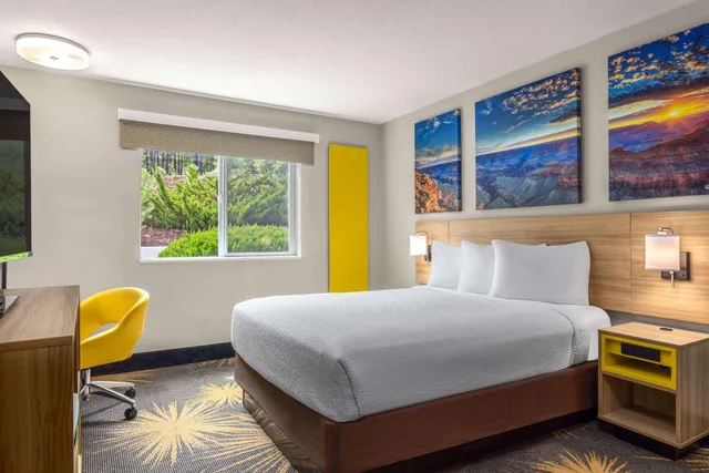 غرفة بسرير كوين، Days Inn by Wyndham Williams, AZ 2/3