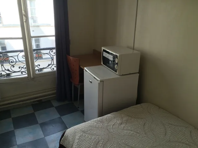 غرفة اقتصادية مفردة بحمام مشترك، Au Royal Mad Hotel 4/8