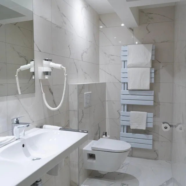 جناح، J5 Hotels Helvetie Montreux 5/5