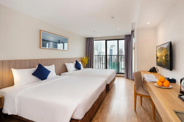غرفة عائلية بسريرين كوين بشرفة، Ventana Nha Trang Hotel 1/1