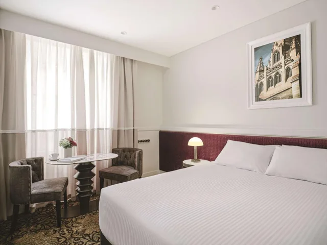 غرفة بريميير بسرير كينج أو سريرين منفصلين، Rendezvous Hotel Melbourne 1/6