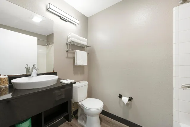 غرفة بسريرين كوين، Studio 6 Extended Stay - Tucker, GA - Atlanta Northlake 5/10
