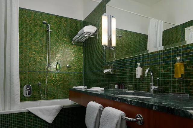 Old Town, Square, Suite، Ventana Hotel Prague 4/4