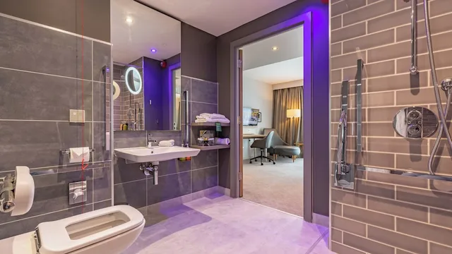 غرفة بريميوم بسرير كينج لذوي الإعاقة، Holiday Inn Manchester - City Centre 9/10